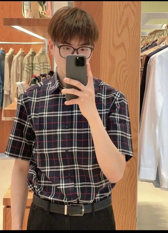 Burberry Burberry Short Sleeve Checkered Cotton Shirt Size US S / EU 44-46 / 1 - 7 Thumbnail