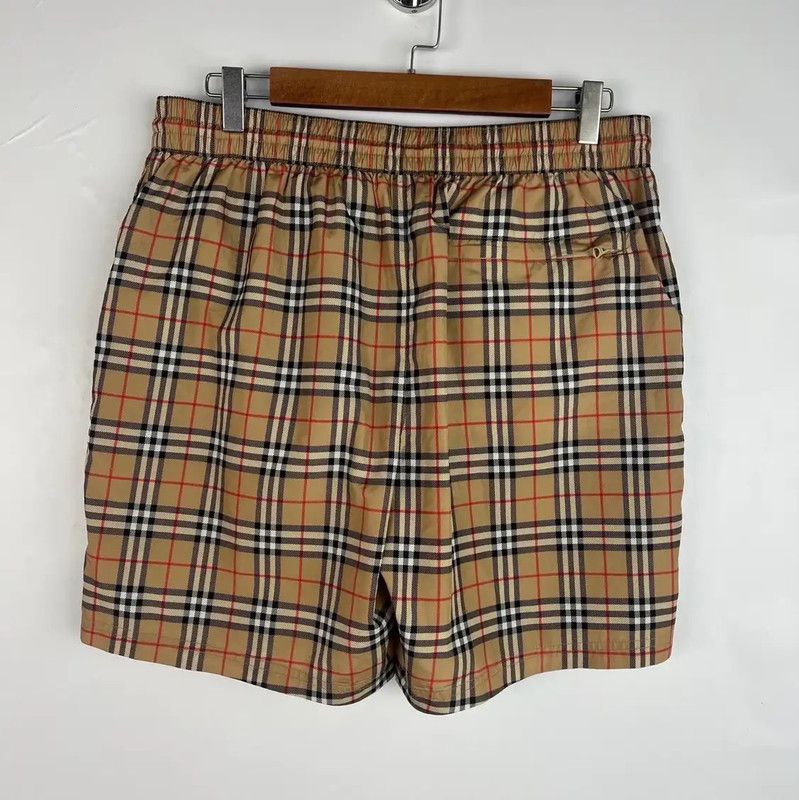 Burberry Burberry Summer Khaki Check Men's Shorts Size US 27 - 2 Thumbnail