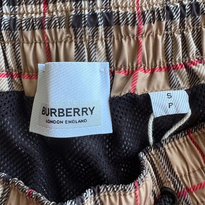 Burberry Burberry Summer Khaki Check Men's Shorts Size US 27 - 6 Thumbnail