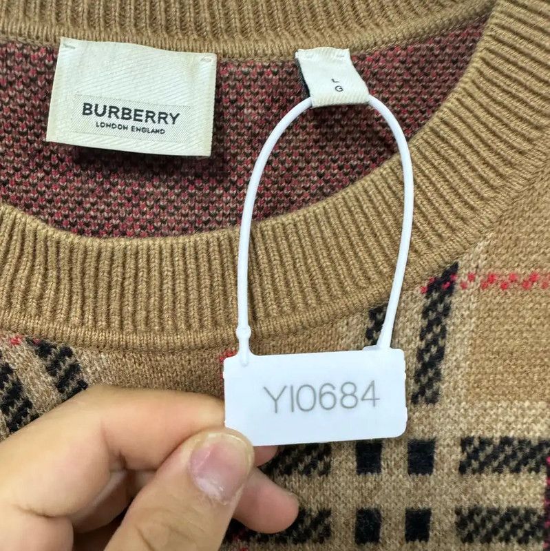 Burberry Burberry Beige Wool Men's Knit Sweater Size US L / EU 52-54 / 3 - 6 Thumbnail