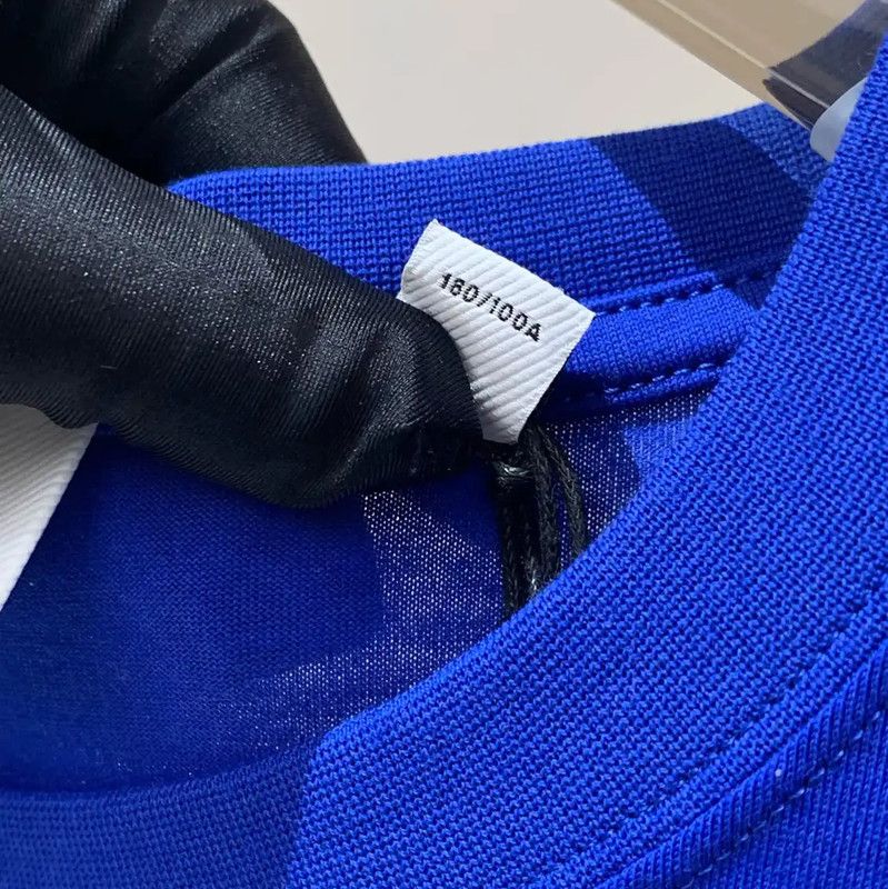Burberry Burberry Blue Men's T-shirt with Black Logo Size US L / EU 52-54 / 3 - 6 Thumbnail