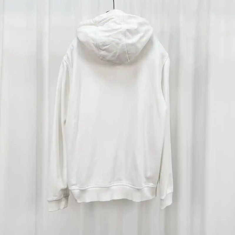 Burberry Burberry Disney Embroidered White Long Sleeve Hoodie Size US S / EU 44-46 / 1 - 2 Thumbnail