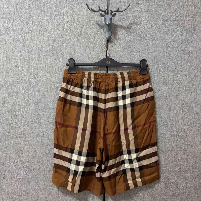 Burberry Burberry Brown Silk Check Pattern Shorts Size US 26 / EU 42 - 2 Thumbnail