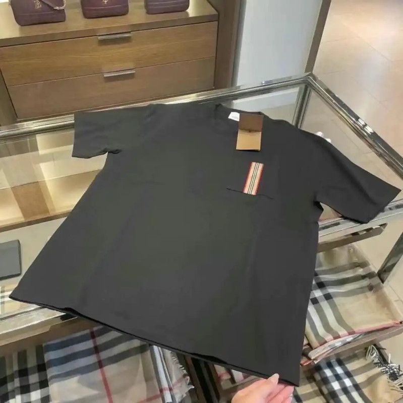 Burberry Burberry Black Logo Short Sleeve T-Shirt Size US M / EU 48-50 / 2 - 6 Thumbnail