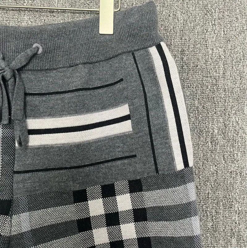 Burberry Burberry Gray Wool Men’s Shorts Size US 32 / EU 48 - 3 Thumbnail