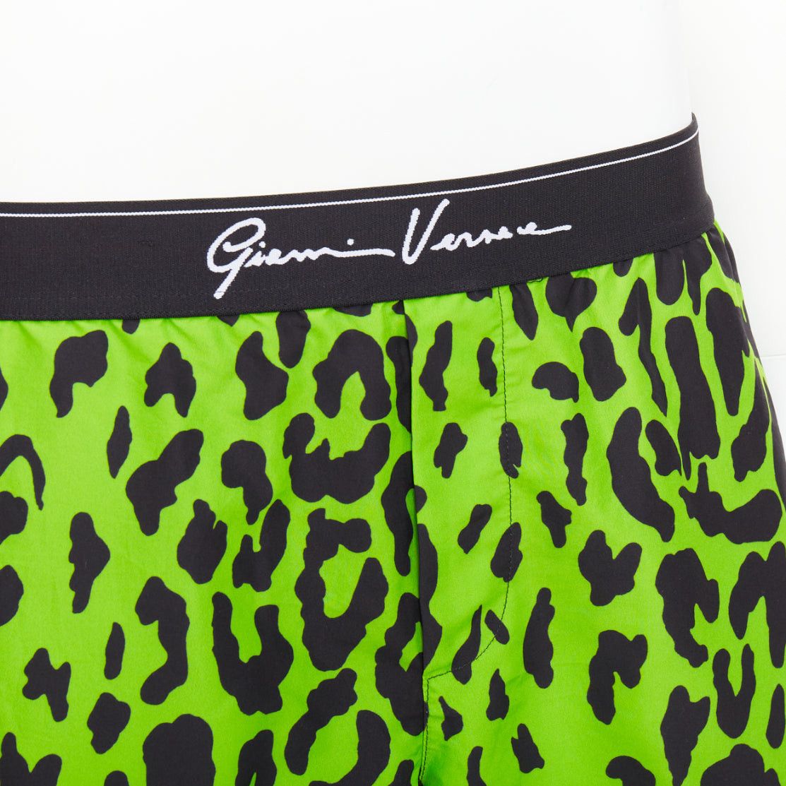 Versace VERSACE neon green black leopard print black logo waistband swim trunks Sz4 Size US 34 / EU 50 - 2 Thumbnail