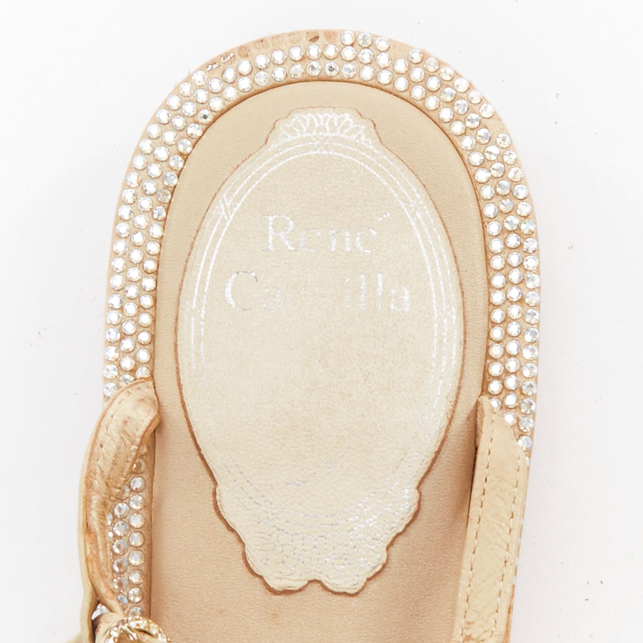 Rene Caovilla RENE CAOVILLA cream bow faux pearl tstrap strass trim flat sandals EU36 Size US 6 / IT 36 - 9 Thumbnail