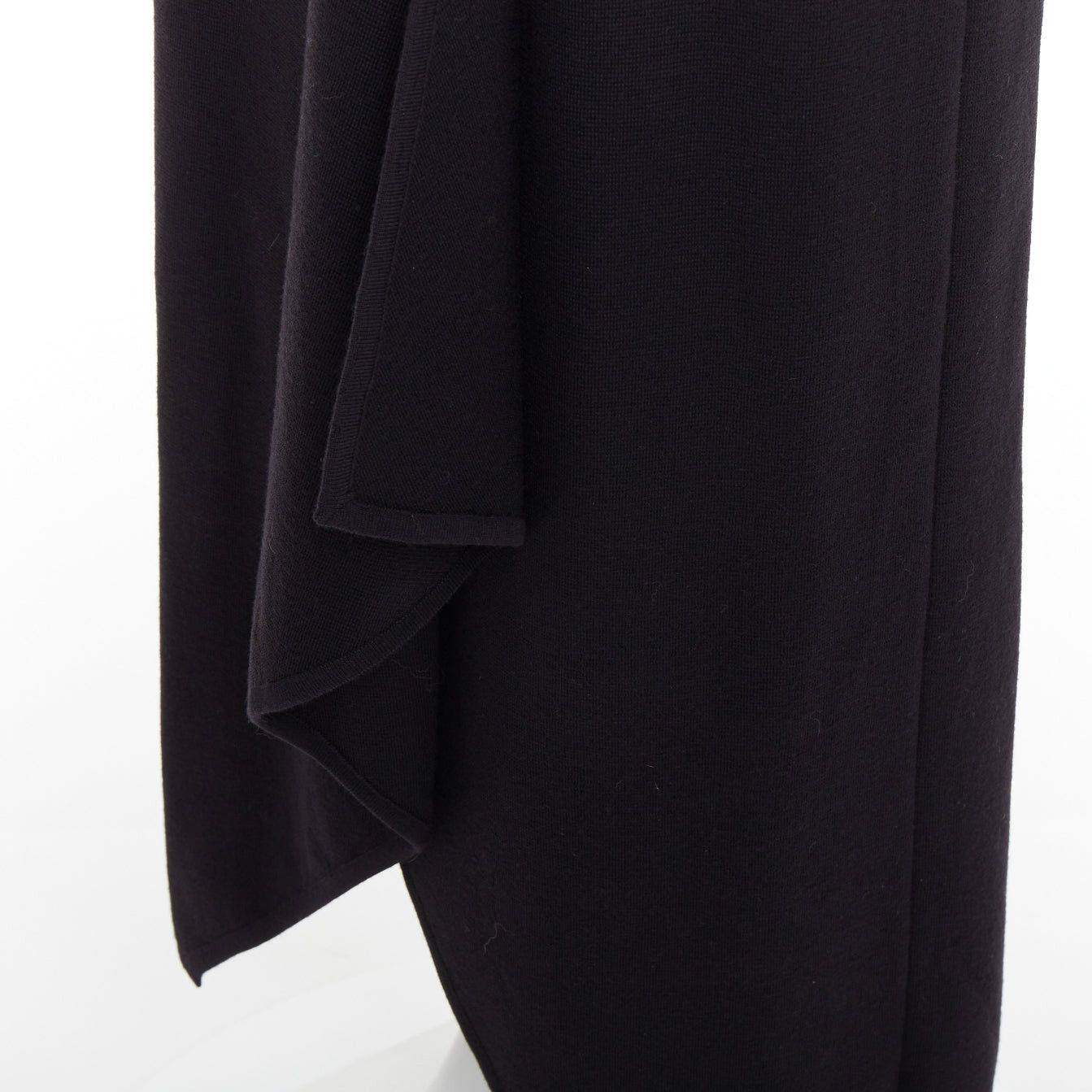 Max Mara MAX MARA black leather patch pocket drape front mid waist midi skirt Size 35" - 8 Thumbnail