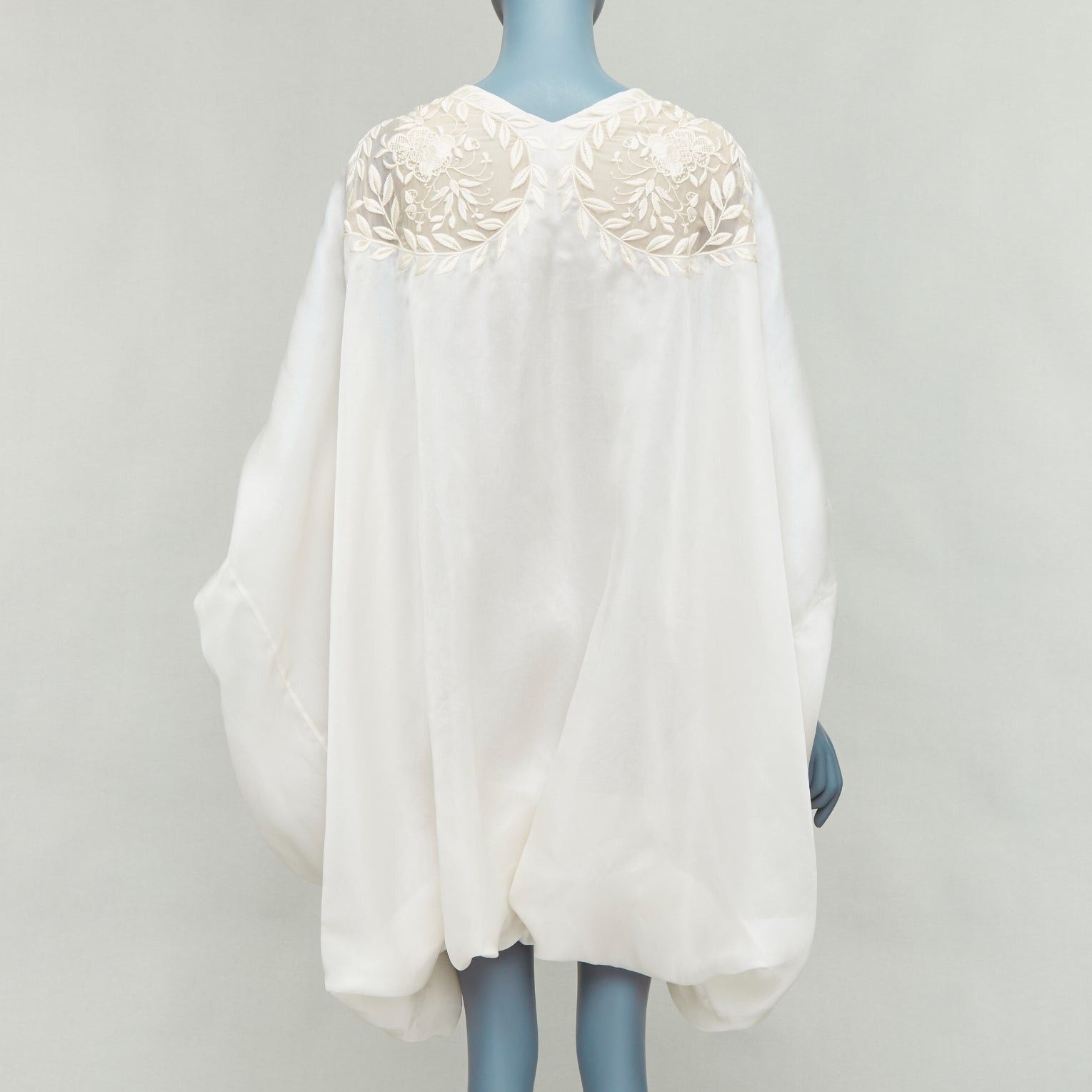Alexander McQueen rare ALEXANDER MCQUEEN Vintage 2009 Runway cream silk skull embroidered drape dress IT38 XS Size S / US 4 / IT 40 - 5 Thumbnail