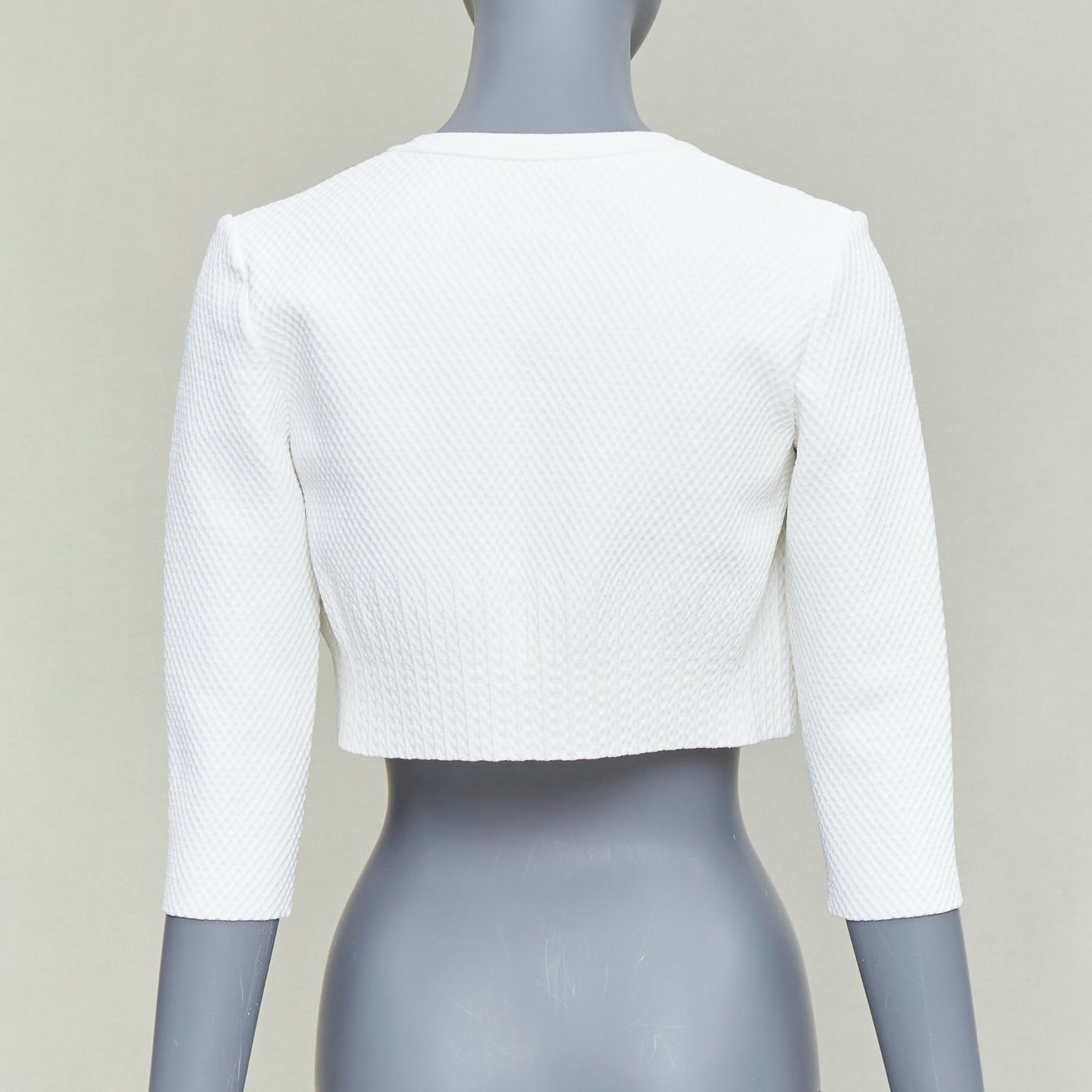 Alaia ALAIA cream viscose blend textured knit cropped cardigan jacket FR36 S Size S / US 4 / IT 40 - 5 Thumbnail