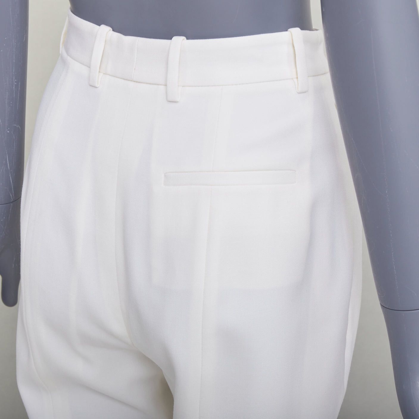 Alexander McQueen ALEXANDER MCQUEEN 2020 cream virgin wool curved side seam pants IT38 XS Size 26" / US 2 / IT 38 - 2 Thumbnail