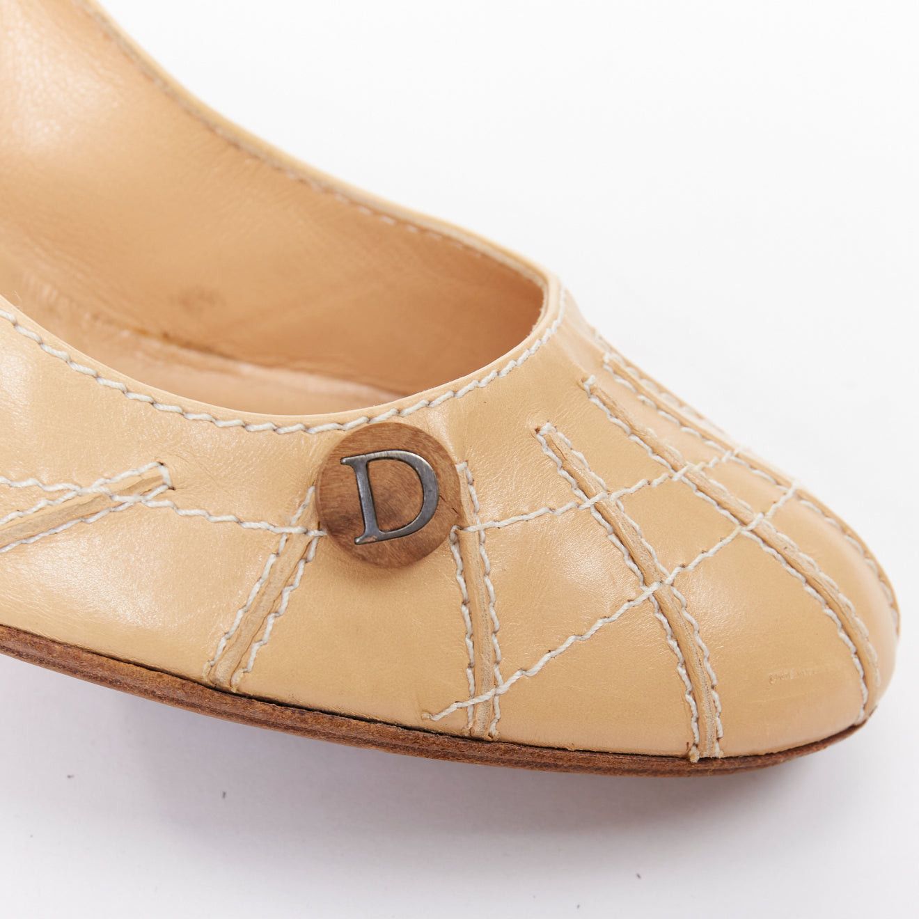 Dior rare CHRISTIAN DIOR John Galliano Vintage beige leather wood detail pumps EU37 Size US 7 / IT 37 - 7 Thumbnail