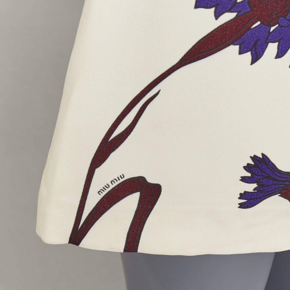 Miu Miu MIU MIU 2014 cream purple floral high waisted Aline skirt IT38 XS Size 26" / US 2 / IT 38 - 7 Thumbnail