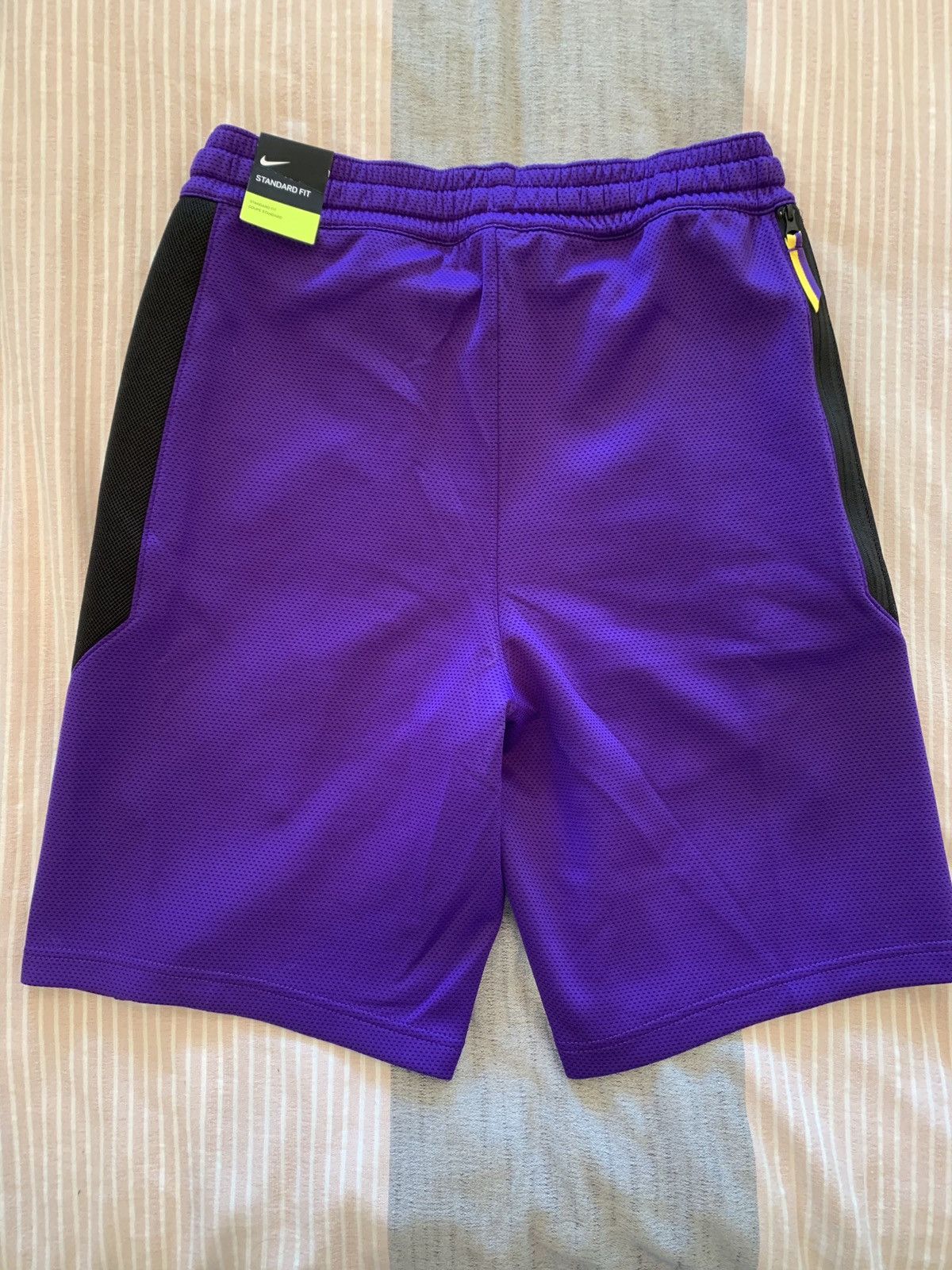 Nike lakers therma flex shorts best sale