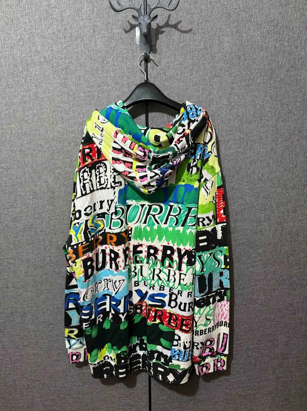 Burberry Burberry Colorful Logo Cotton Hoodie for Men Size US XXL / EU 58 / 5 - 2 Thumbnail