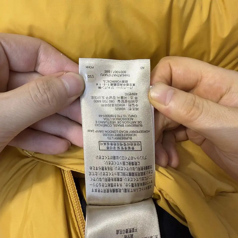 Burberry Burberry Yellow Logo Sleeveless Outerwear Size US L / EU 52-54 / 3 - 4 Thumbnail