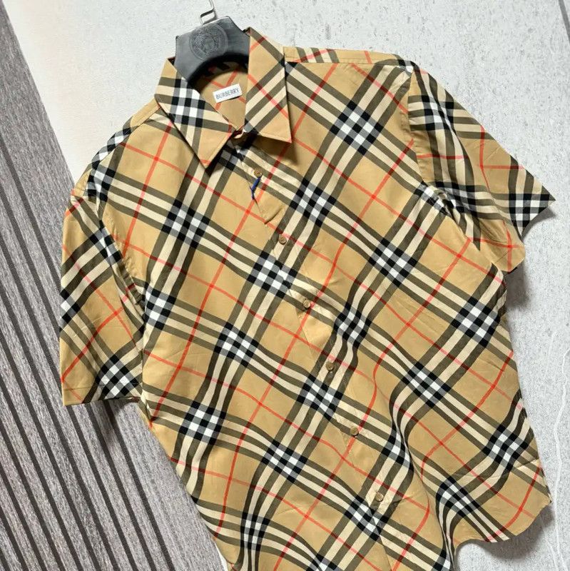 Burberry Burberry Khaki Logo Check Short Sleeve Shirt Size US L / EU 52-54 / 3 - 5 Thumbnail