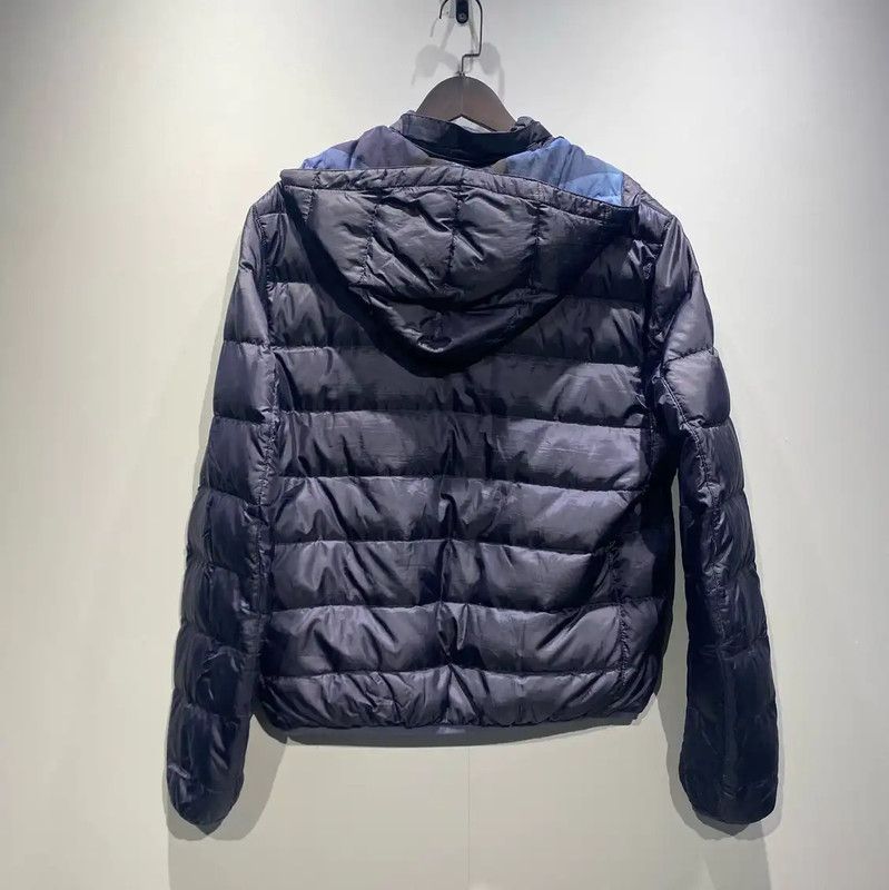 Burberry Burberry Men's Blue Down Jacket Size L Size US L / EU 52-54 / 3 - 2 Thumbnail
