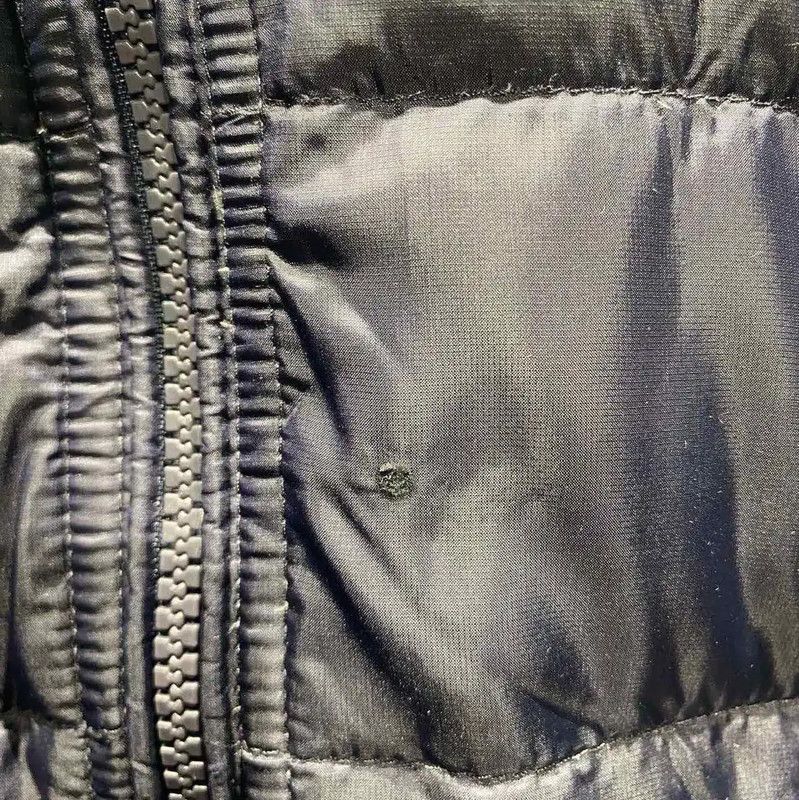 Burberry Burberry Men's Blue Down Jacket Size L Size US L / EU 52-54 / 3 - 5 Thumbnail