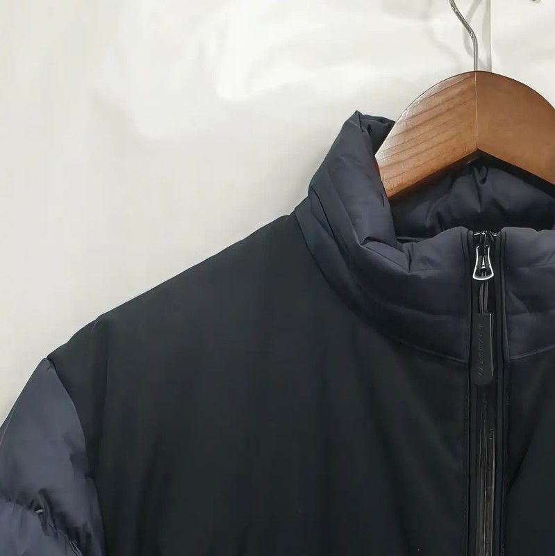Burberry Burberry Men's Short Down Jacket in Black Size US M / EU 48-50 / 2 - 4 Thumbnail