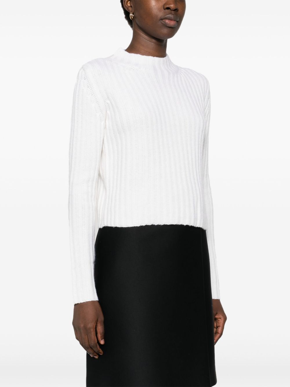 Max Mara CASHMERE TURTLENECK SWEATER Size M / US 6-8 / IT 42-44 - 2 Thumbnail