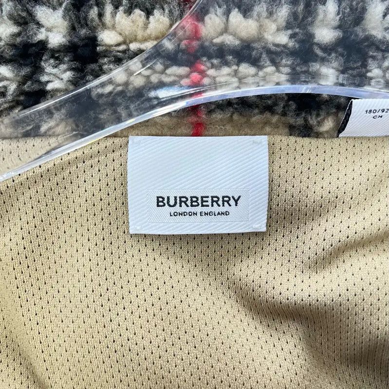 Burberry Burberry Khaki Checkered Jacket for Men Size US S / EU 44-46 / 1 - 4 Thumbnail