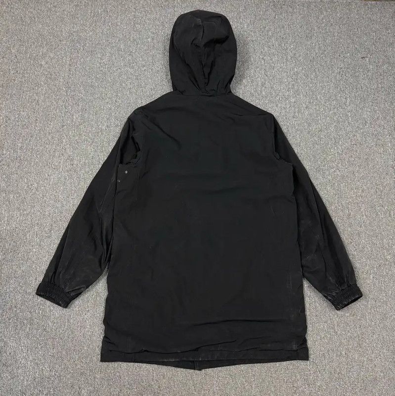 Burberry Burberry Men's Black Polyester Outerwear L Size Size US L / EU 52-54 / 3 - 2 Thumbnail