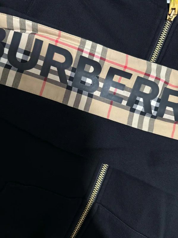 Burberry Burberry Black Cotton Logo Hoodie for Men Size US S / EU 44-46 / 1 - 3 Thumbnail