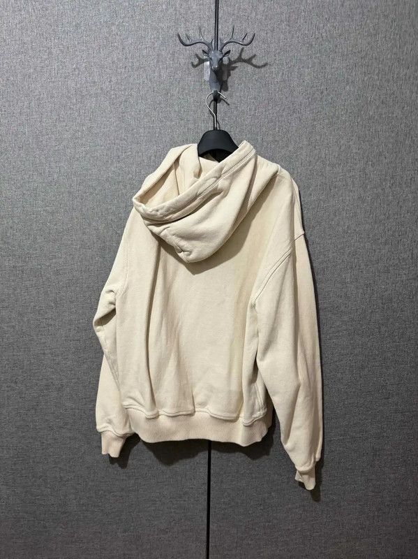 Burberry Burberry Men's Embroidered Logo Hoodie in Beige Size US S / EU 44-46 / 1 - 2 Thumbnail
