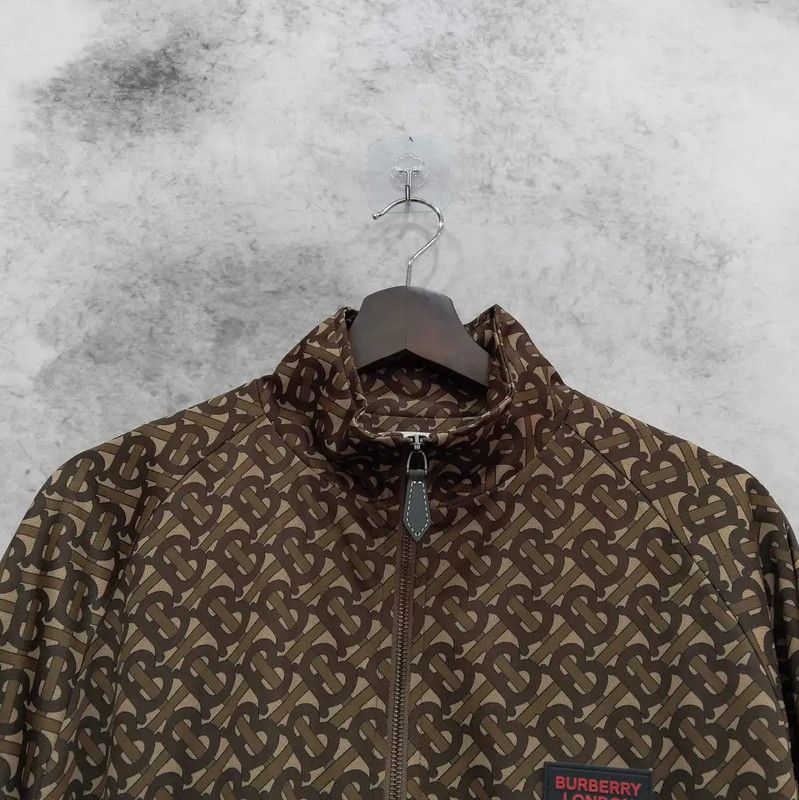 Burberry Burberry Brown Polyester Long Sleeve Jacket Size US S / EU 44-46 / 1 - 3 Thumbnail