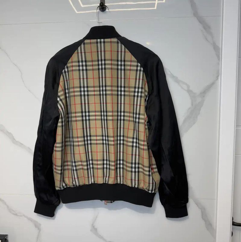 Burberry Burberry Long Sleeve Logo Coat for Men Size US L / EU 52-54 / 3 - 2 Thumbnail