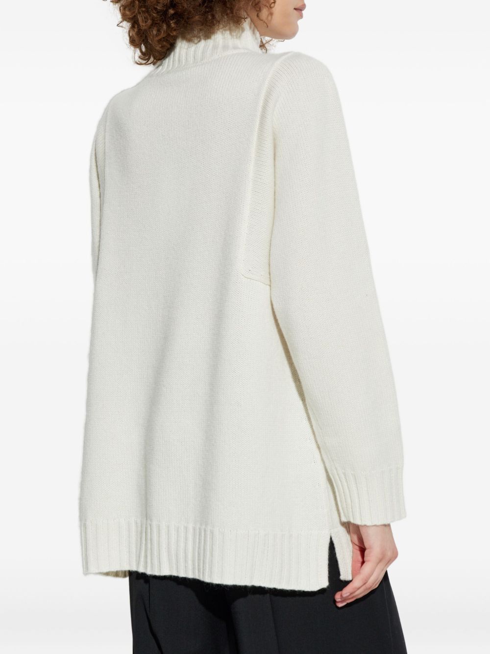 Max Mara CASHMERE TURTLENECK SWEATER Size M / US 6-8 / IT 42-44 - 2 Thumbnail