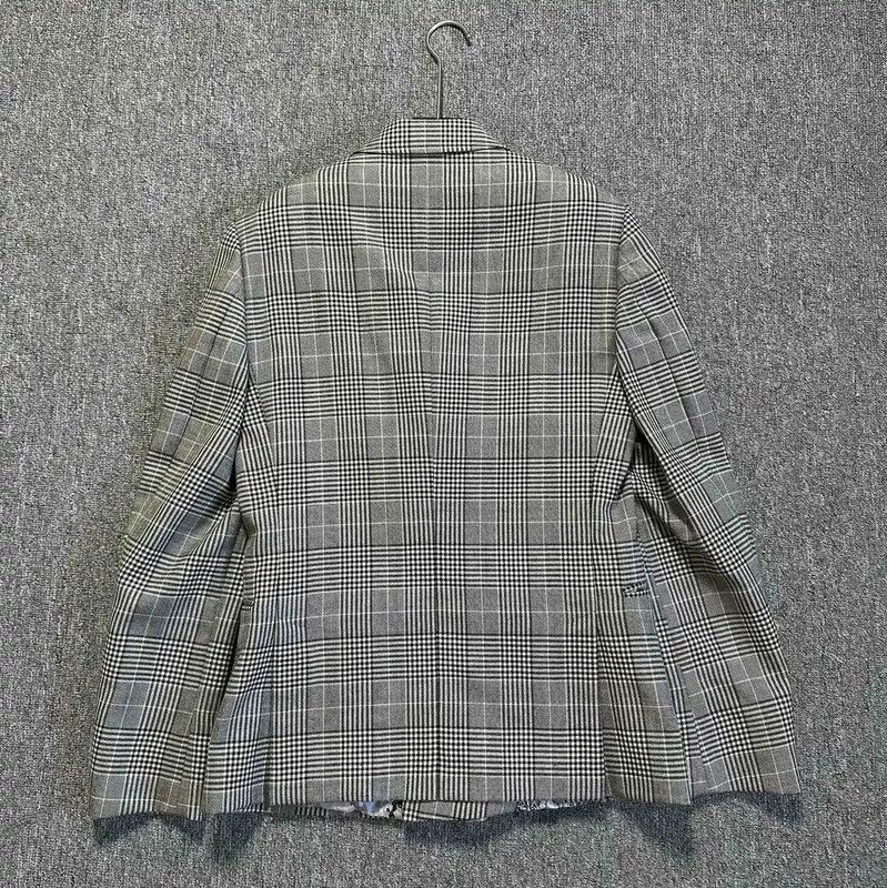 Burberry Burberry Gray Wool Houndstooth Long Sleeve Coat Size US M / EU 48-50 / 2 - 4 Thumbnail