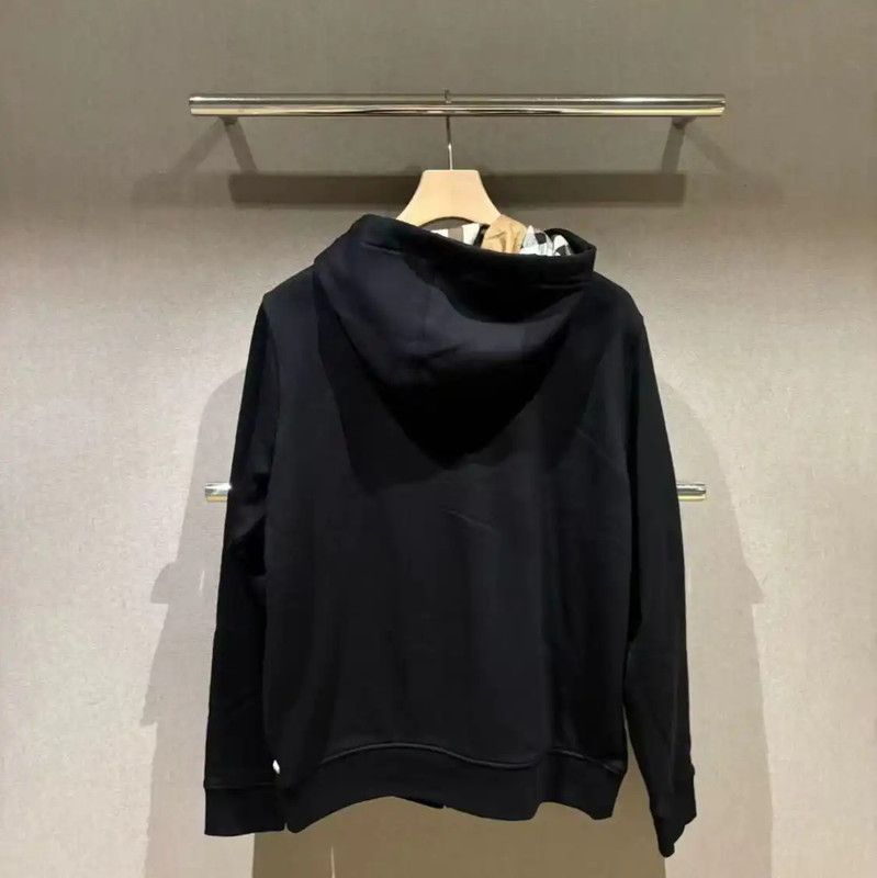 Burberry Burberry Black Logo Hoodie for Men Size US S / EU 44-46 / 1 - 3 Thumbnail