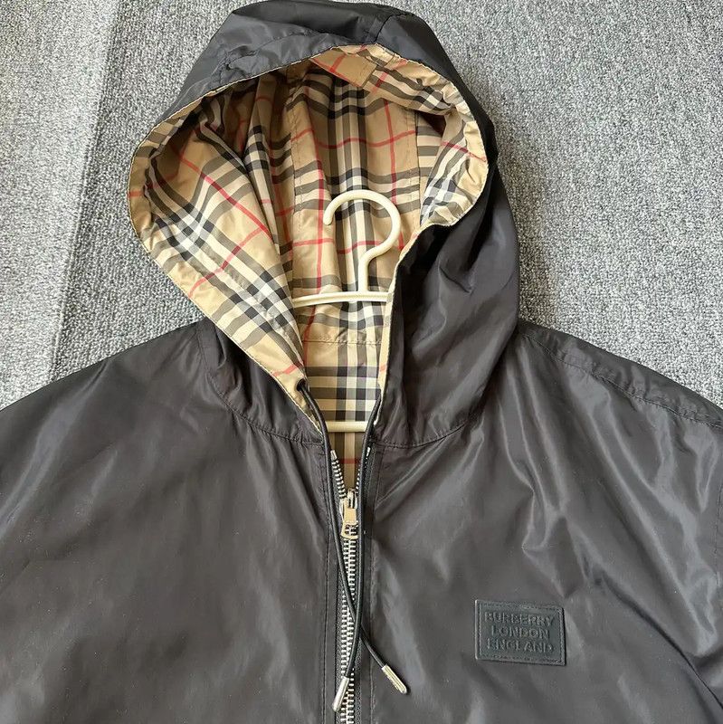 Burberry Burberry Men's Black Nylon Hooded Jacket Size US XL / EU 56 / 4 - 7 Thumbnail