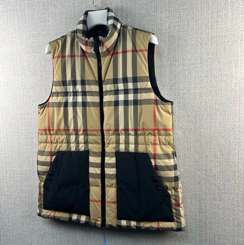 Burberry Burberry Men's XL Winter Down Vest Size US XL / EU 56 / 4 - 3 Thumbnail