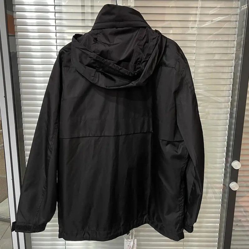 Burberry Burberry Black Short Hooded Coat for Men Size US S / EU 44-46 / 1 - 2 Thumbnail