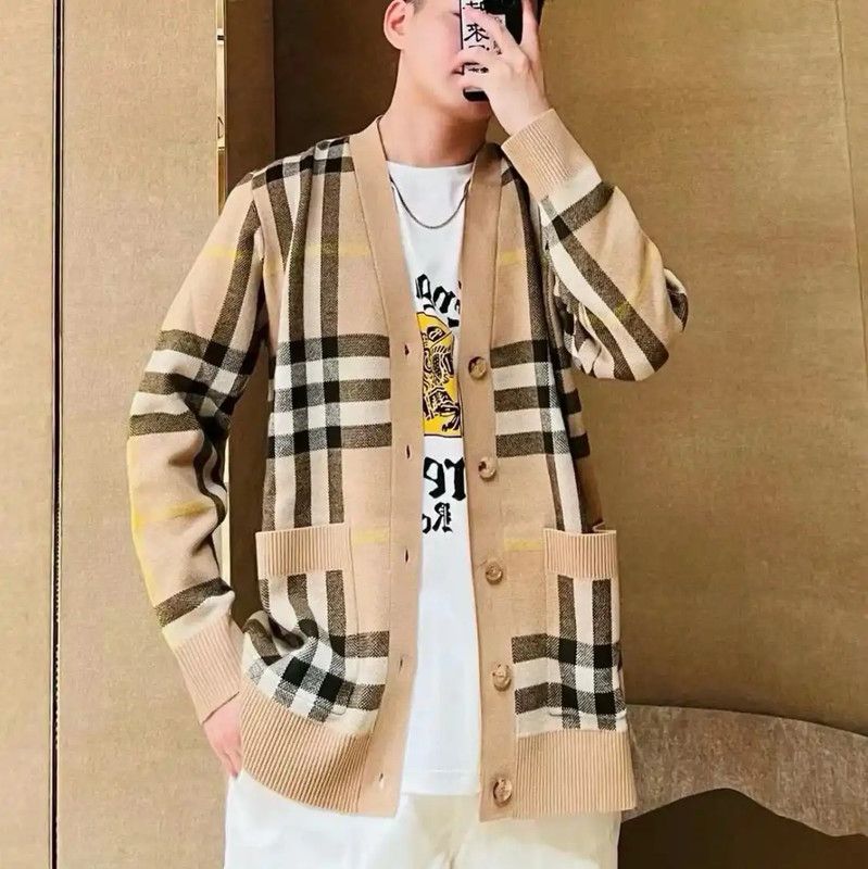 Burberry Burberry Men's Khaki Wool Logo Knit Sweater Size US M / EU 48-50 / 2 - 8 Thumbnail