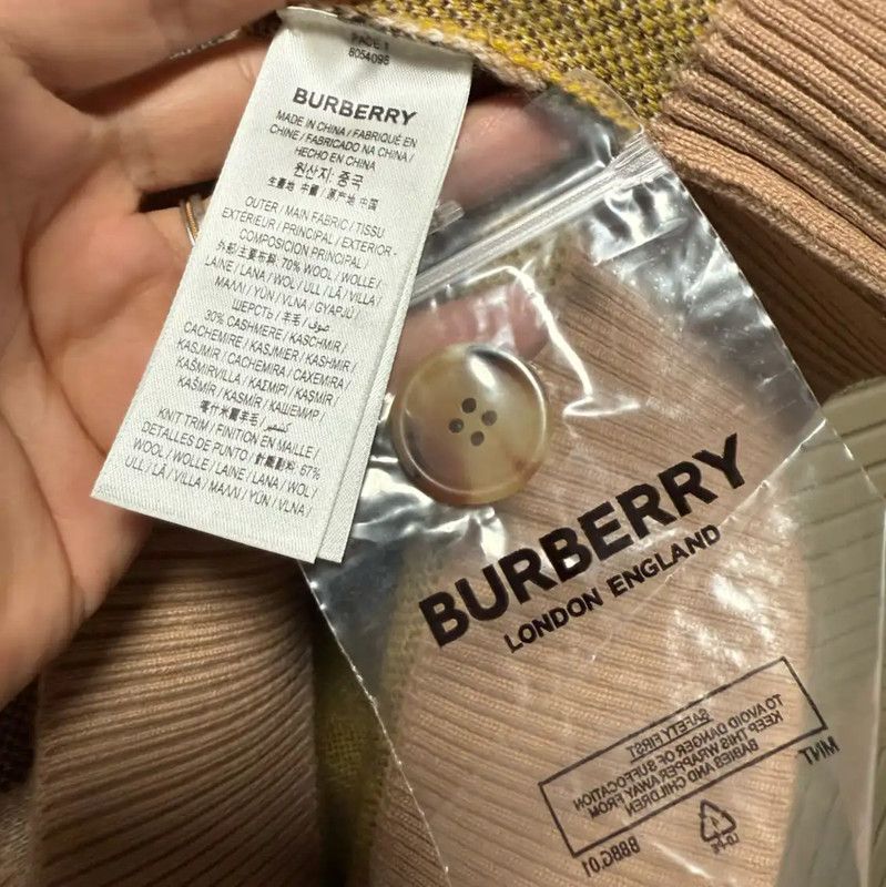 Burberry Burberry Men's Khaki Wool Logo Knit Sweater Size US M / EU 48-50 / 2 - 6 Thumbnail