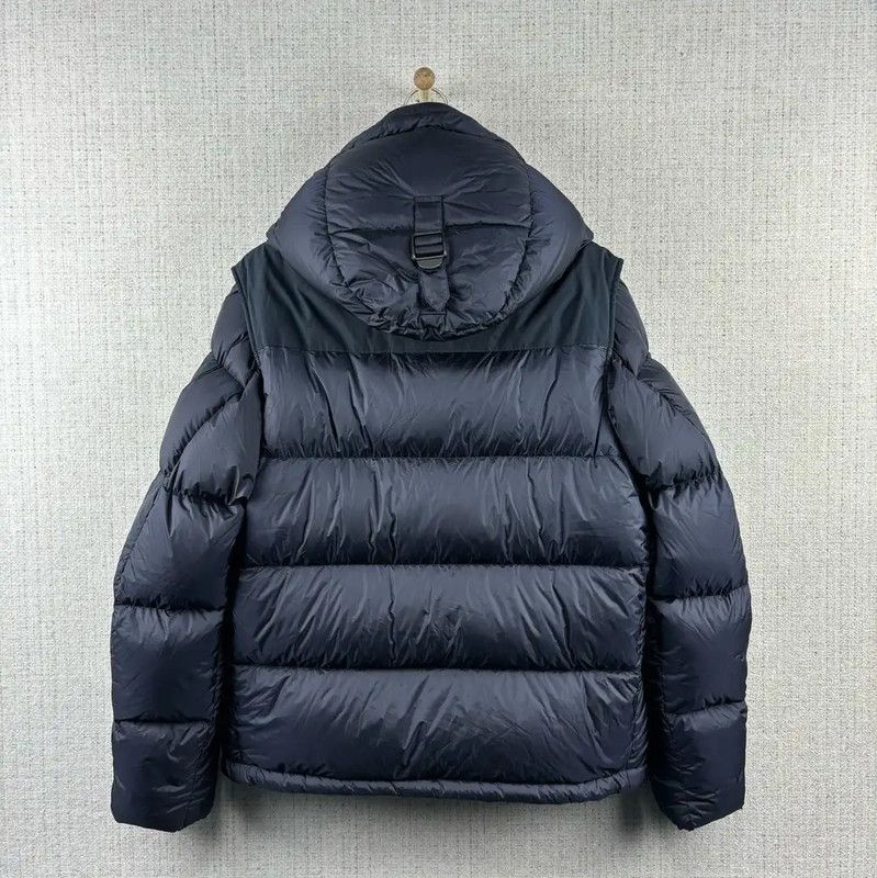 Burberry Burberry Men's Winter Down Jacket in Dark Blue Size US M / EU 48-50 / 2 - 2 Thumbnail