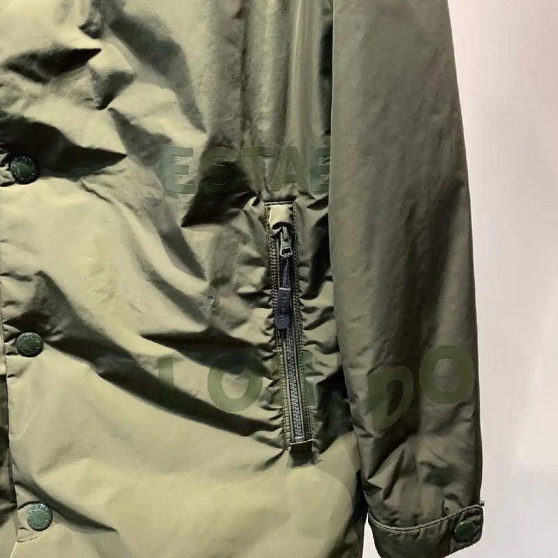Burberry Burberry Men's Military Green Nylon Down Jacket Size US M / EU 48-50 / 2 - 6 Thumbnail