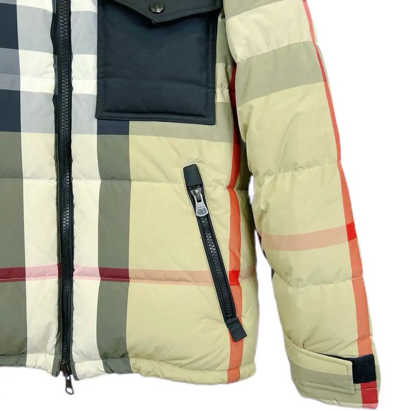 Burberry Burberry Men's Long Sleeve Jacket in Khaki Size US M / EU 48-50 / 2 - 4 Thumbnail