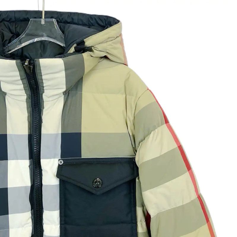 Burberry Burberry Men's Long Sleeve Jacket in Khaki Size US M / EU 48-50 / 2 - 3 Thumbnail
