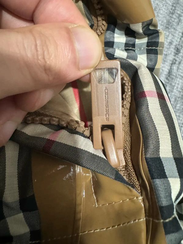 Burberry Burberry Logo Check Pattern Men's Puffer Jacket Size US M / EU 48-50 / 2 - 6 Thumbnail