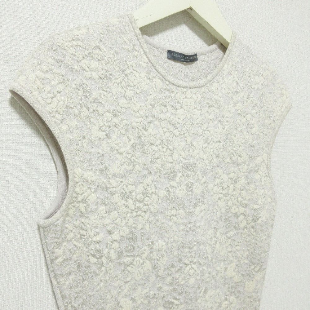 Alexander McQueen Alexander McQueen Alexander McQueen Flower Jacquard Knit Dress Others Dresses DUTY FREE for USA Size ONE SIZE - 3 Thumbnail