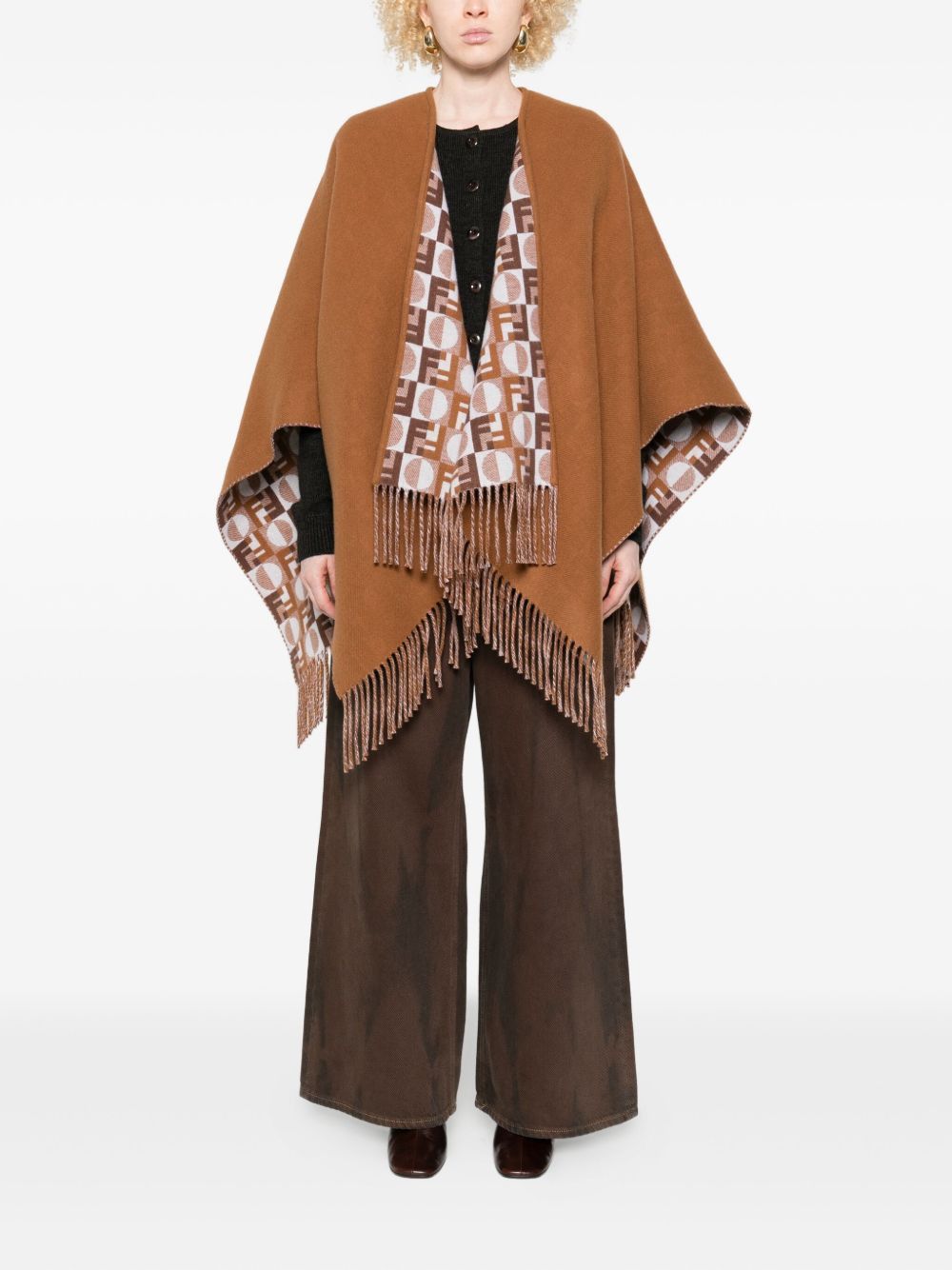 Fendi WOOL CAPE Size M / US 6-8 / IT 42-44 - 2 Thumbnail