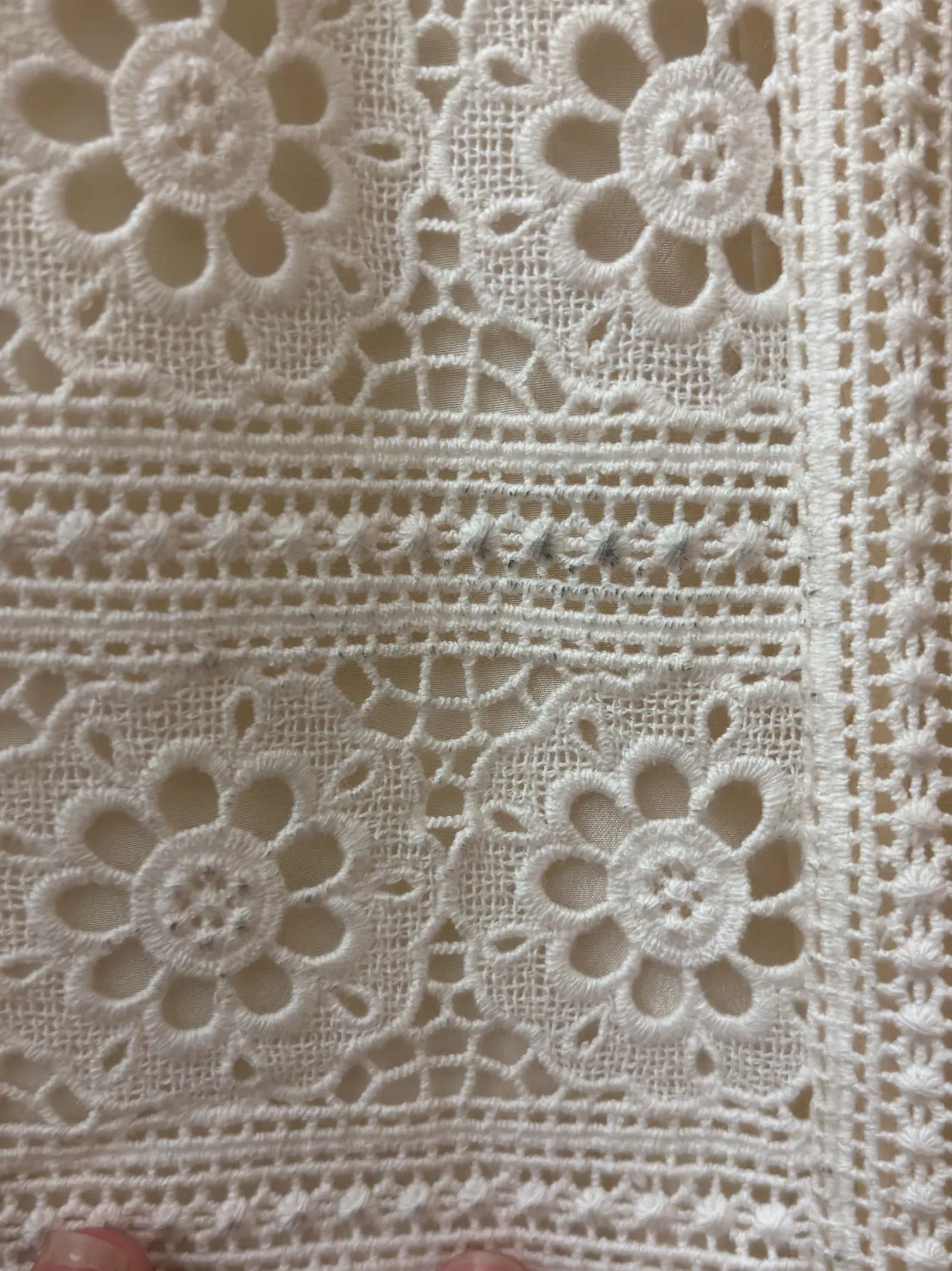 Burberry Burberry Burberry Brit White Cotton Lace Tunic Dress Dress Size XS / US 0-2 / IT 36-38 - 7 Thumbnail