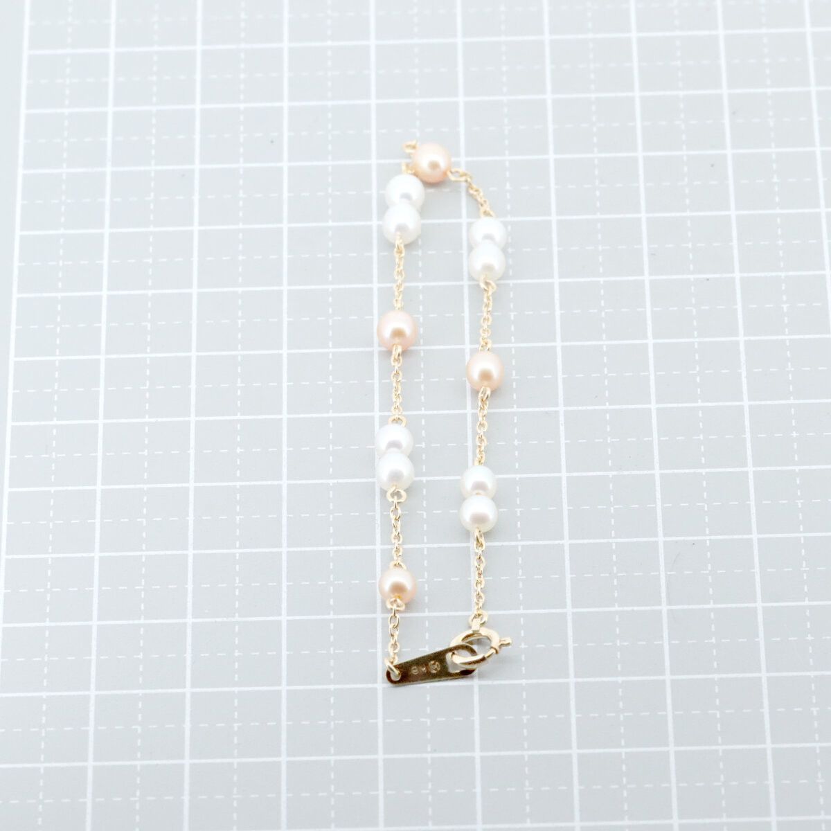 Other Tasaki Tasaki Freshwater Pearl Au750 Bracelet Crocodile skin Bracelet DUTY FREE for USA Size ONE SIZE - 4 Thumbnail