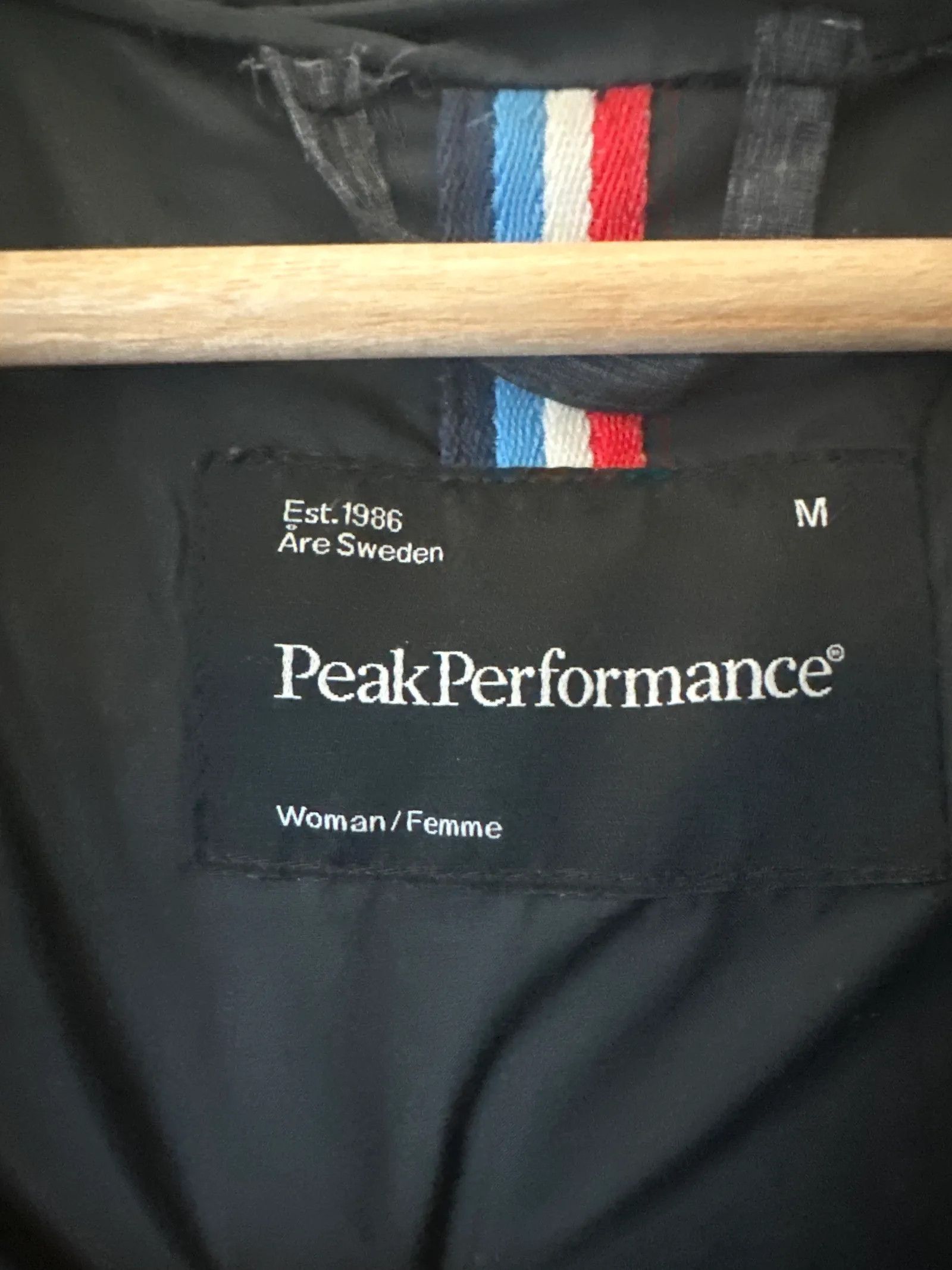 Peak Performance Peak Performance Style W BLACKBJ Down Jacket Size M / US 6-8 / IT 42-44 - 2 Thumbnail