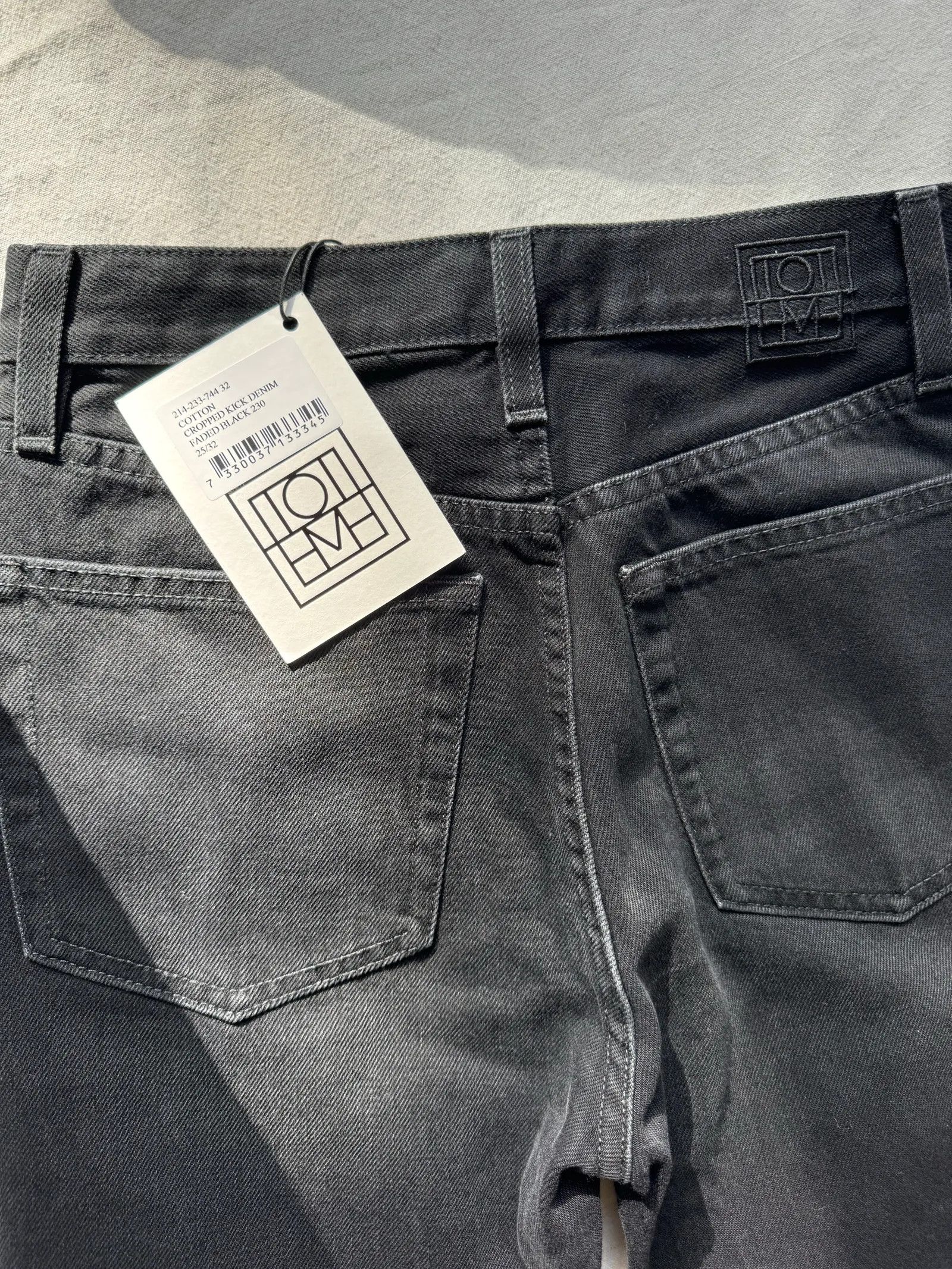 Toteme Toteme Cropped kick jeans Jeans Size 25" / US 0 / IT 36 - 3 Thumbnail